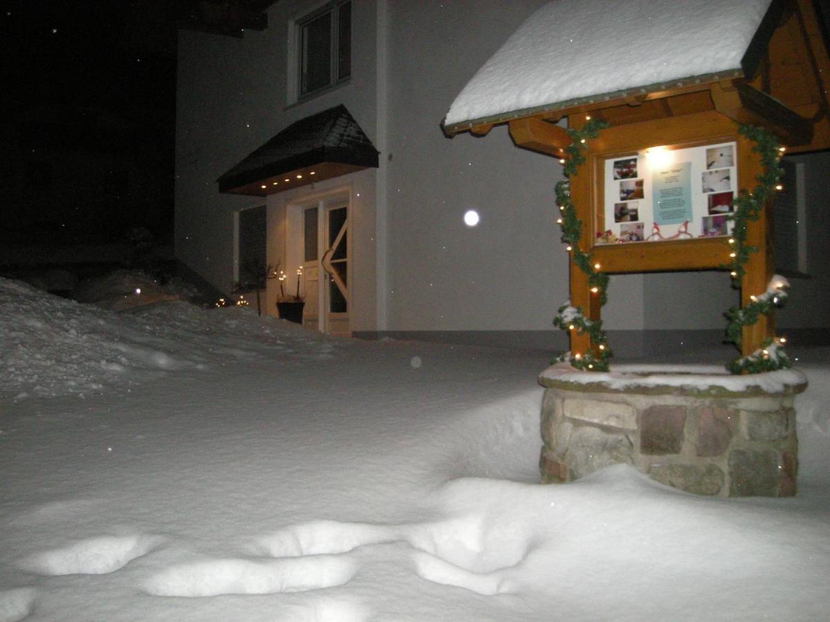 Ferienhaus Geier Hilders Luaran gambar